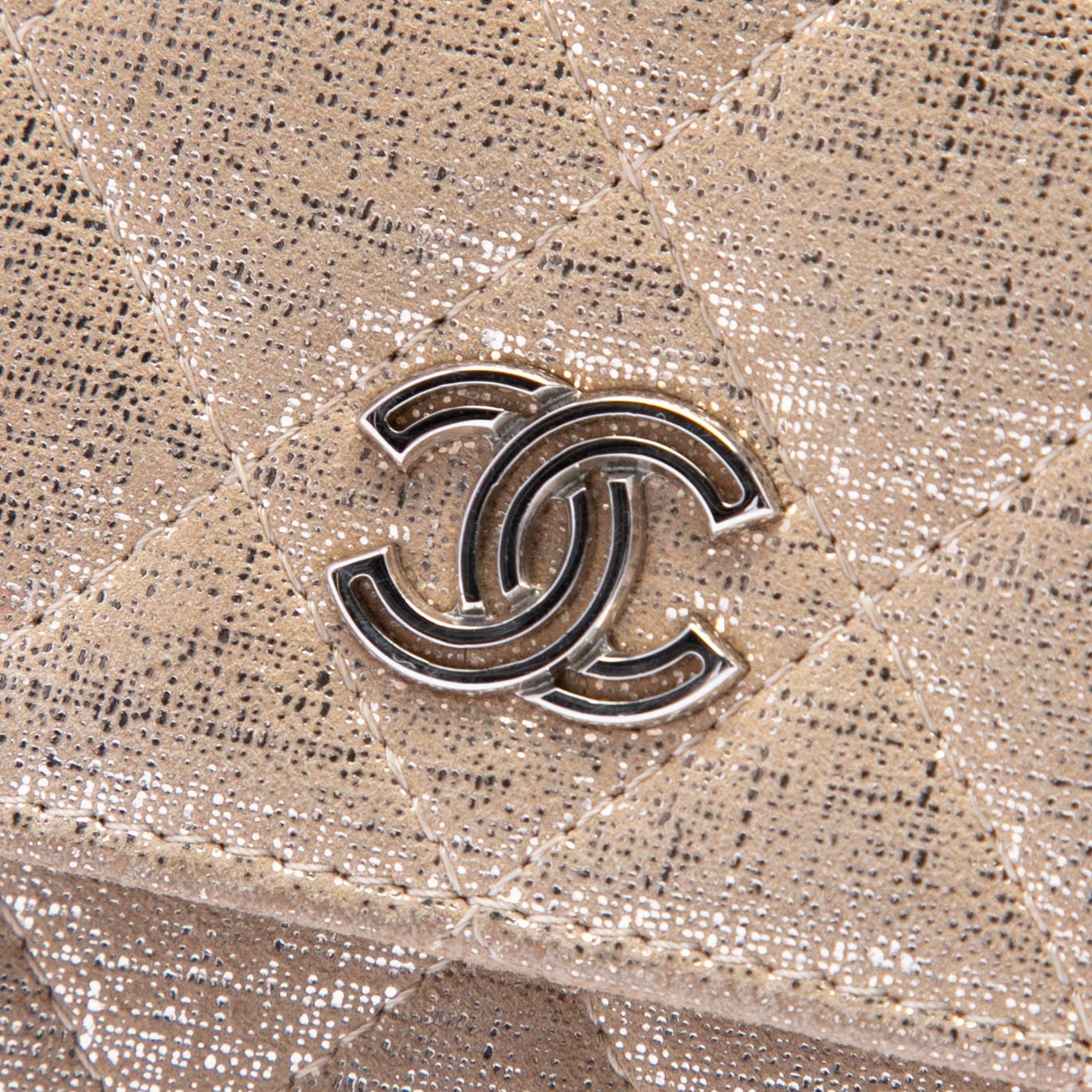 CC Quilted Metallic Fabric Wallet On Chain - Image 5