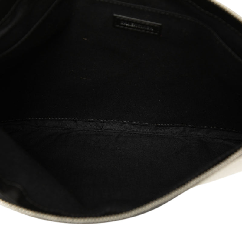 Canvas Navy Clip M Clutch - Image 4