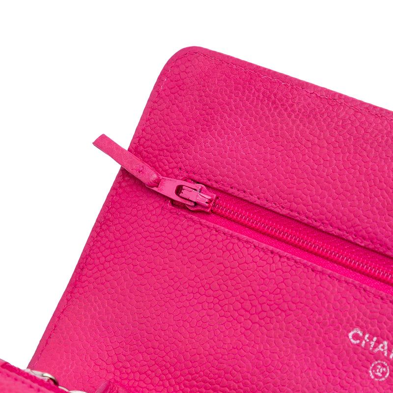 Classic Caviar Wallet On Chain - Image 8