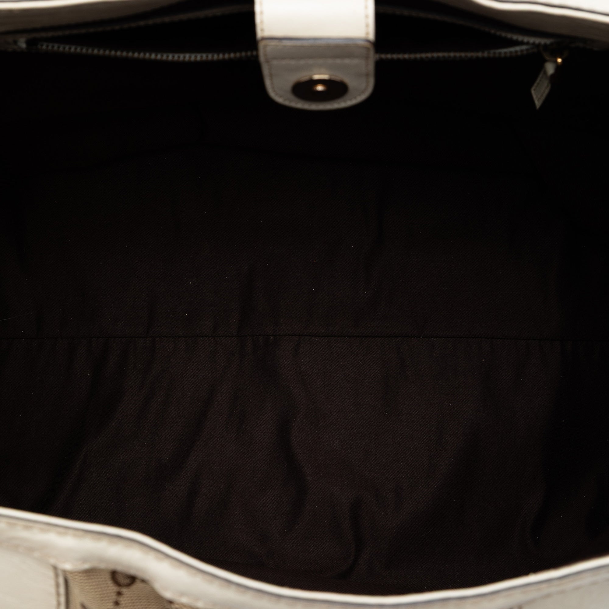 GG Canvas Interlocking G Tote - Image 4