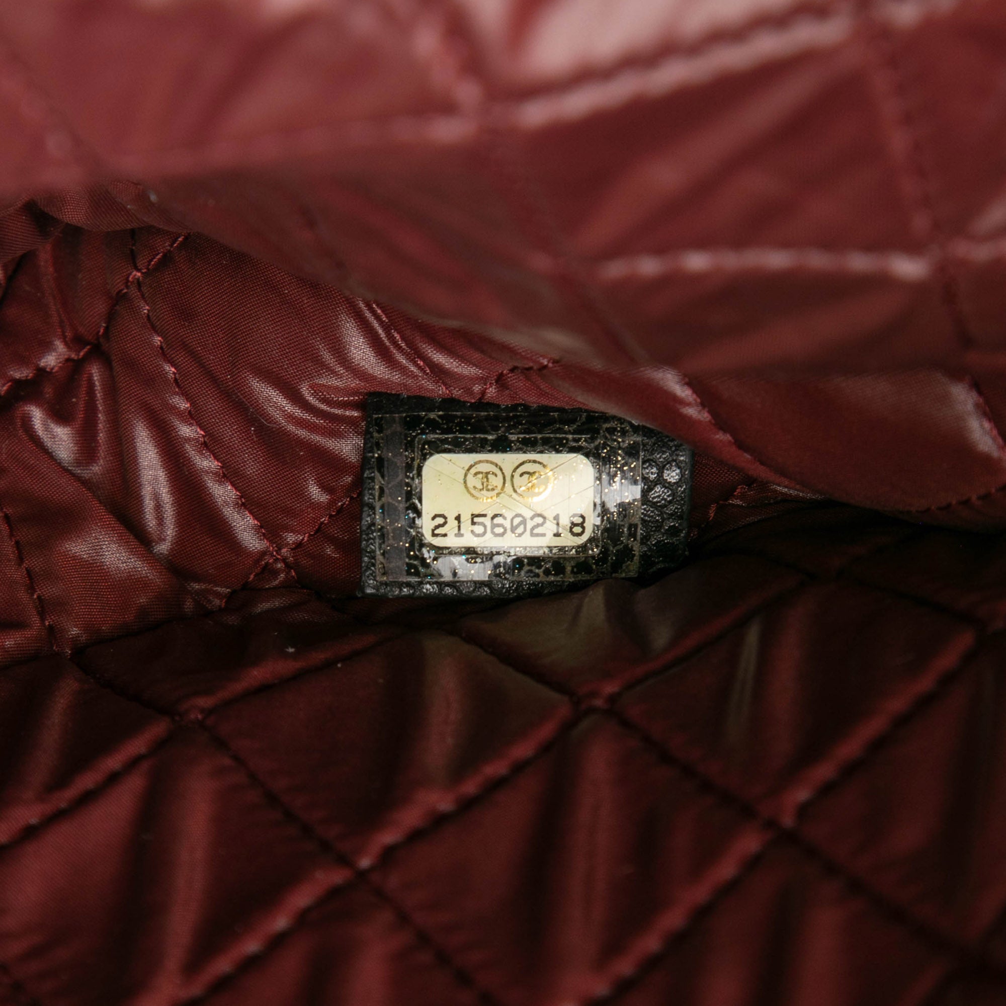 Large Quilted Caviar O Case Clutch - Image 6