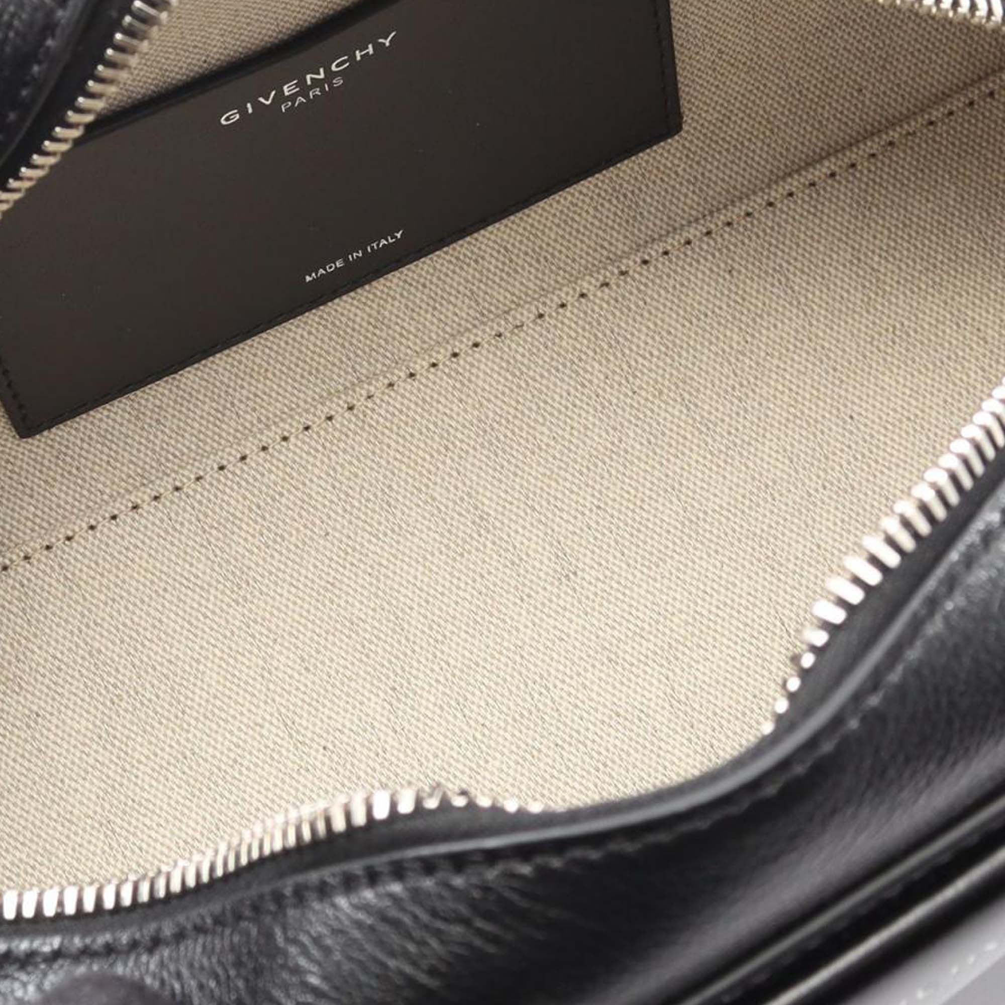 Small Box Calfskin Antigona East West Satchel - Image 3