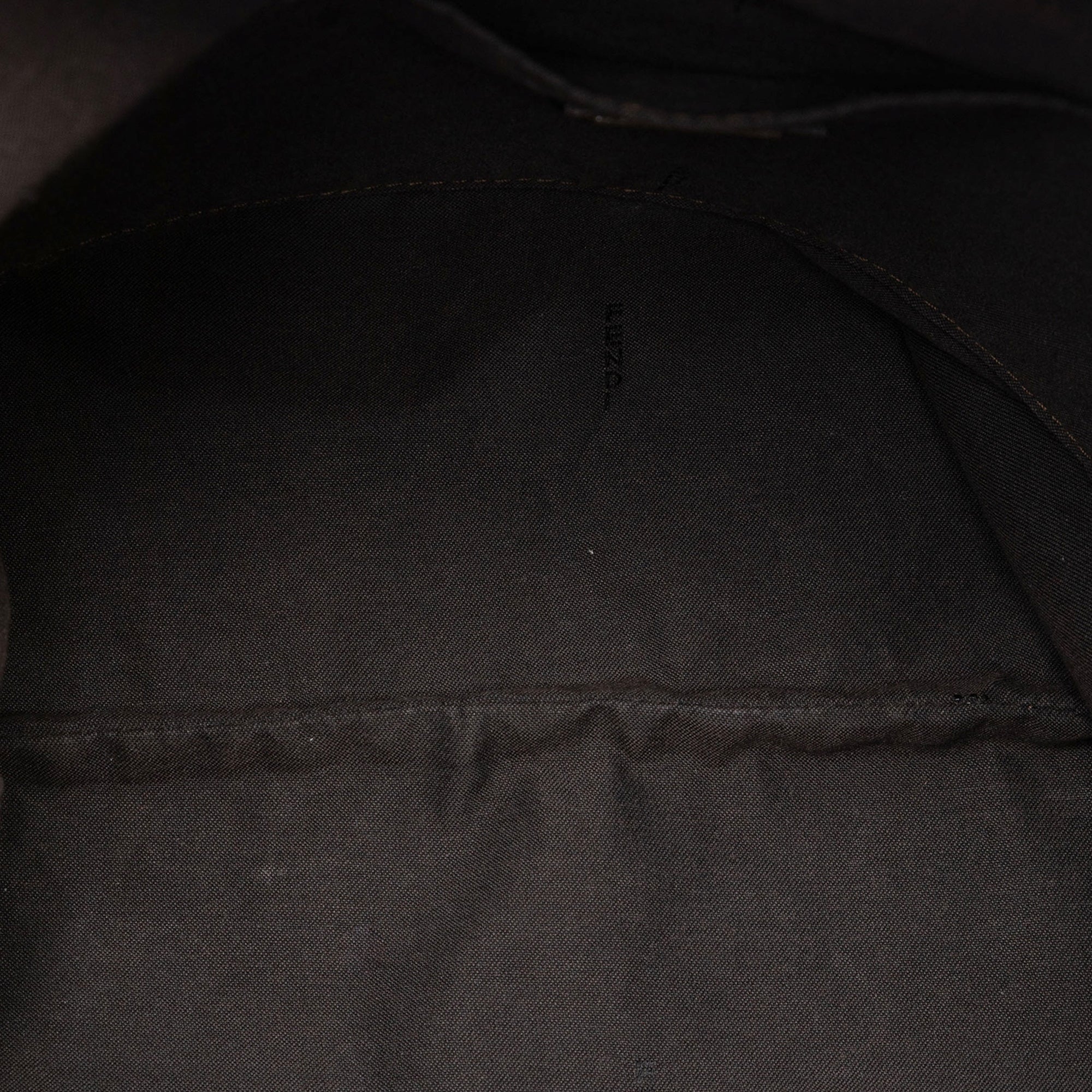 Zucca Canvas Crossbody - Image 4