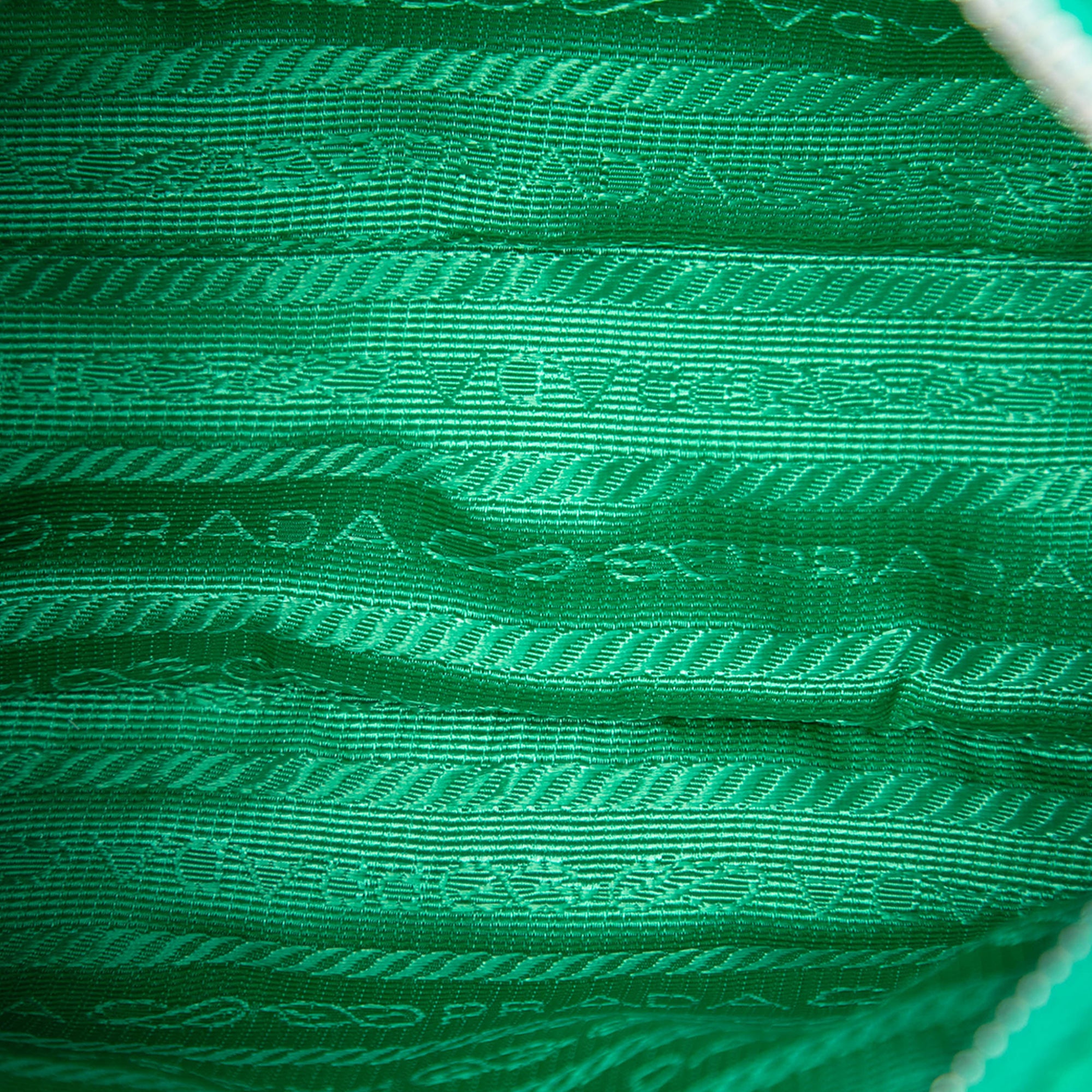Tessuto Gaufre Re Edition Shoulder Bag - Image 4