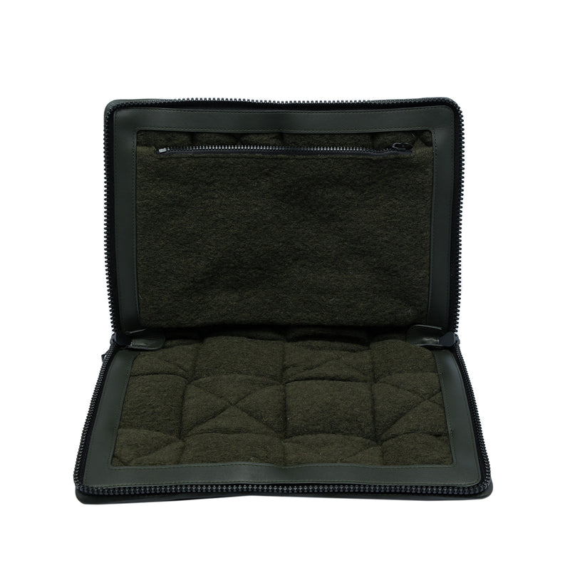 Maxi Nappa Intrecciato Padded Laptop Case - Image 4