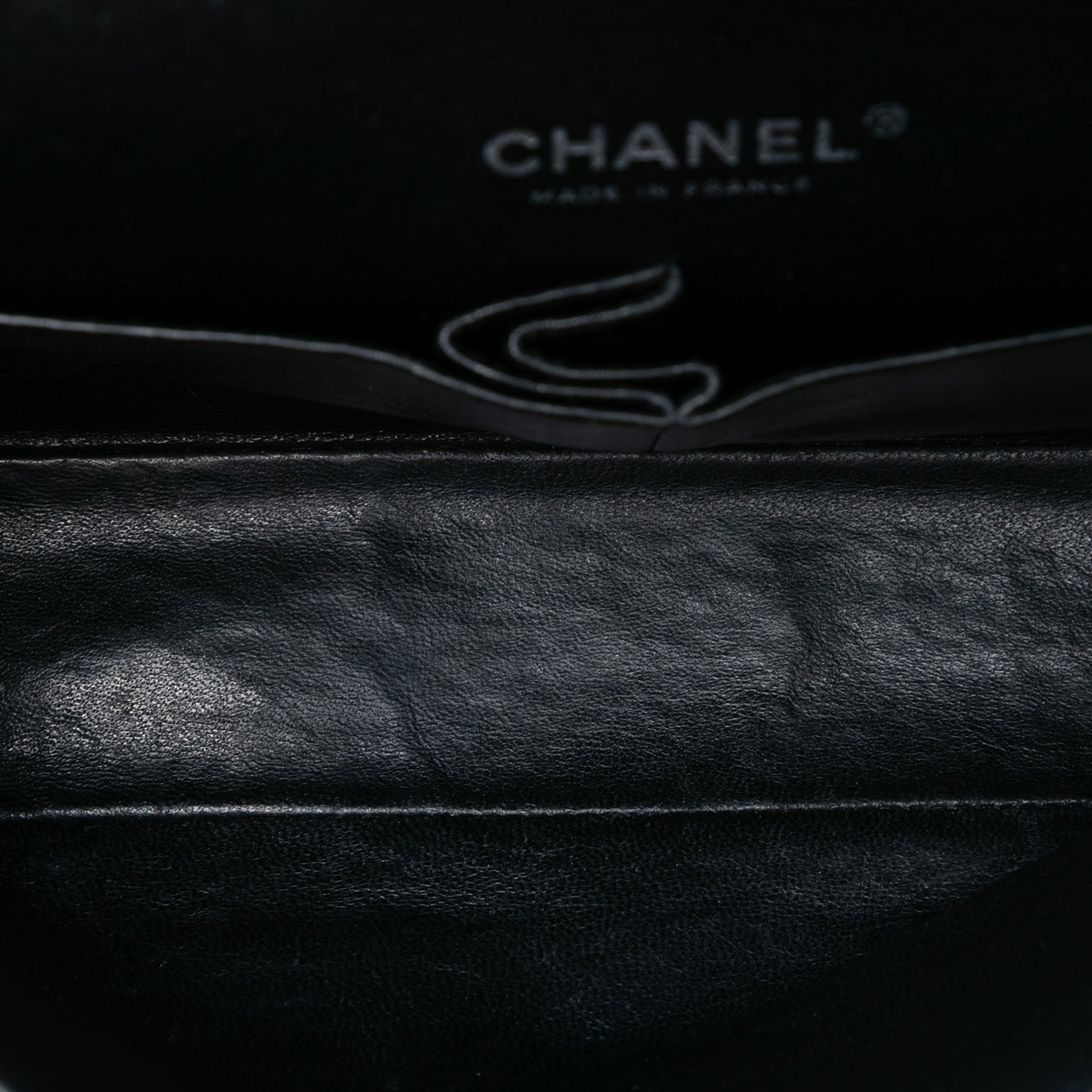 Medium Classic Caviar Double Flap - Image 4