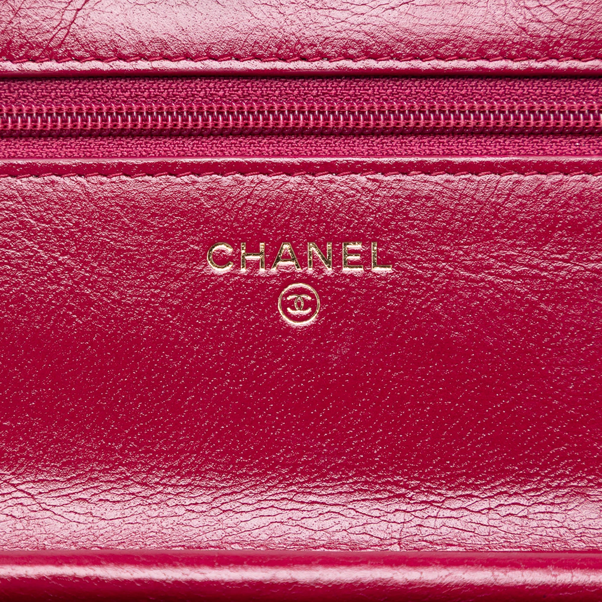 Stitched Goatskin Golden CC Wallet On Chain - Image 5