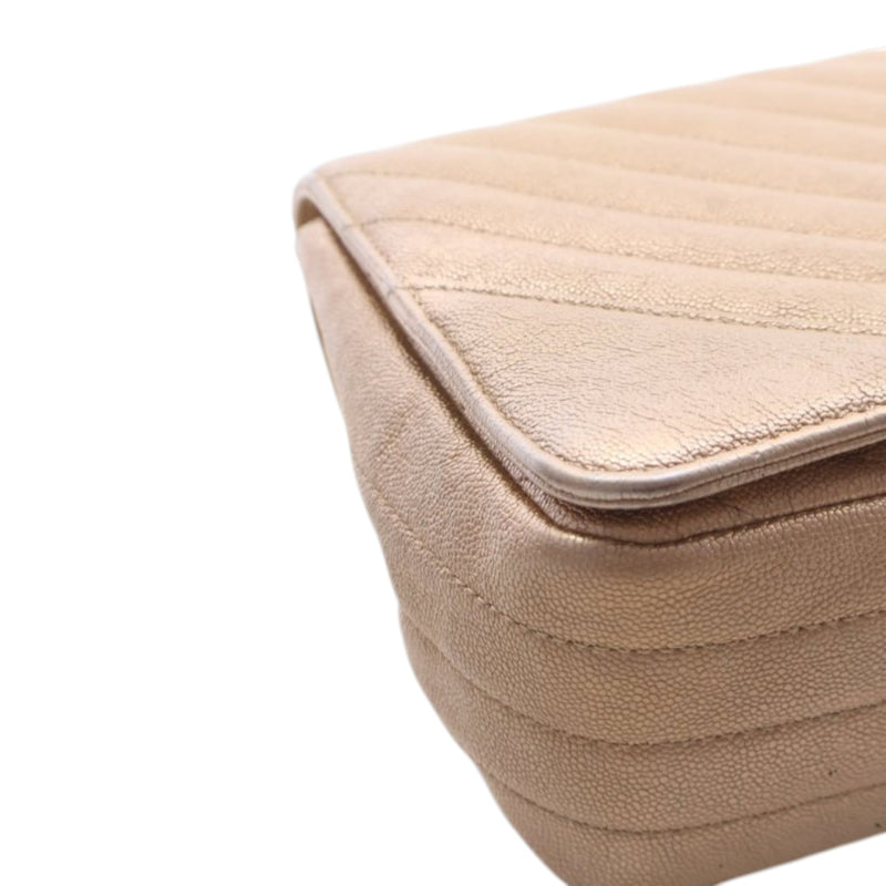 Medium Chevron Iridescent Caviar Statement Flap - Image 10