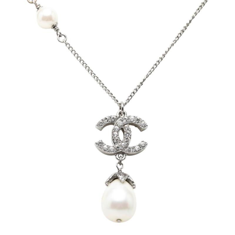CC Brass Strass Faux Pearl Pendant Necklace - Image 2