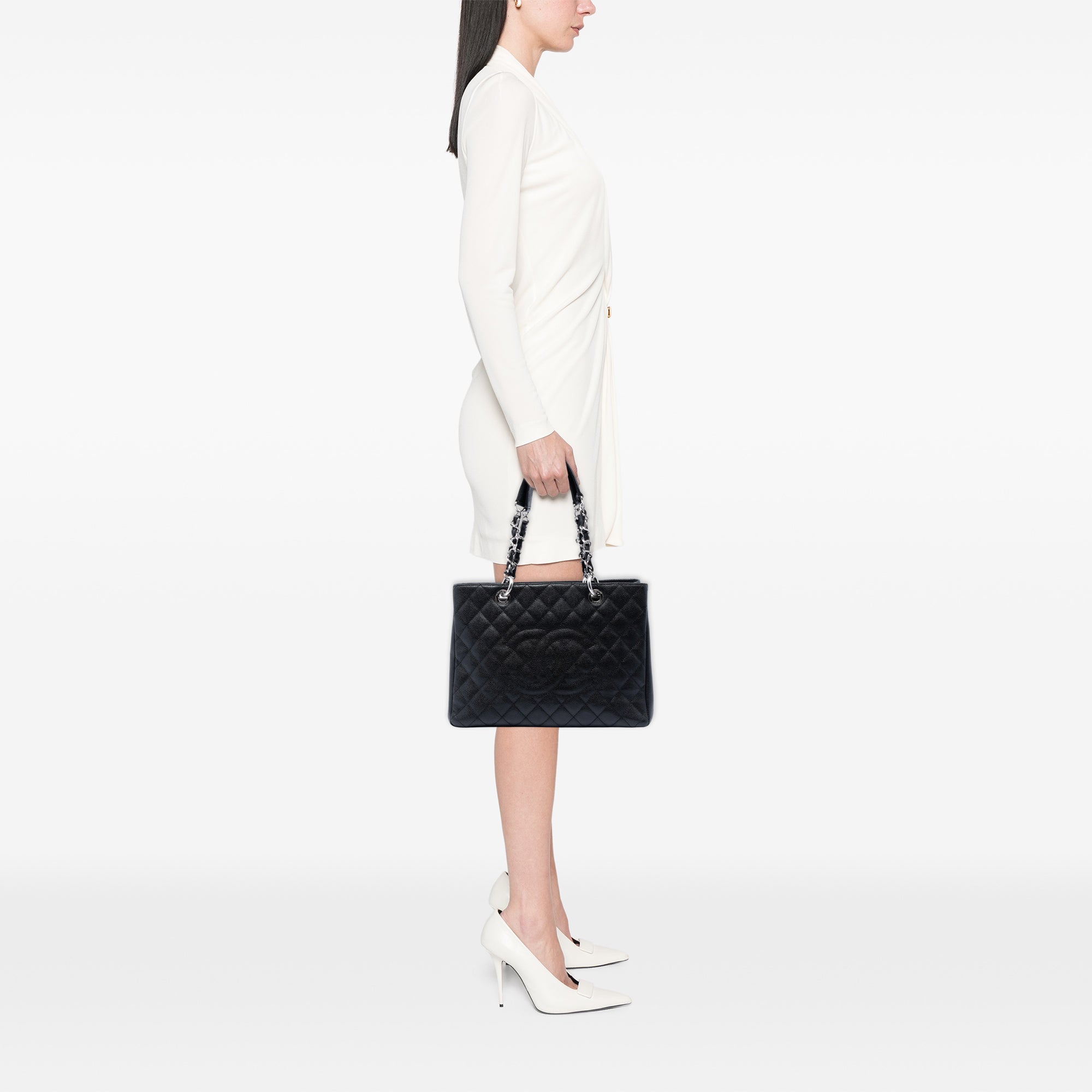 Caviar Grand Shopping Tote - Image 5