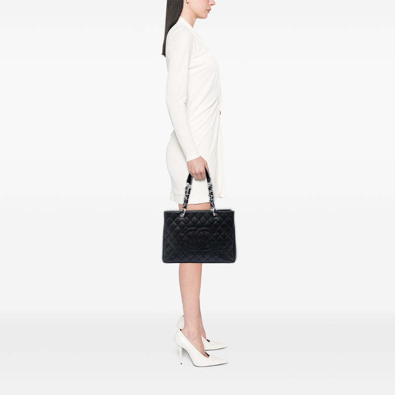 Caviar Grand Shopping Tote - Image 5