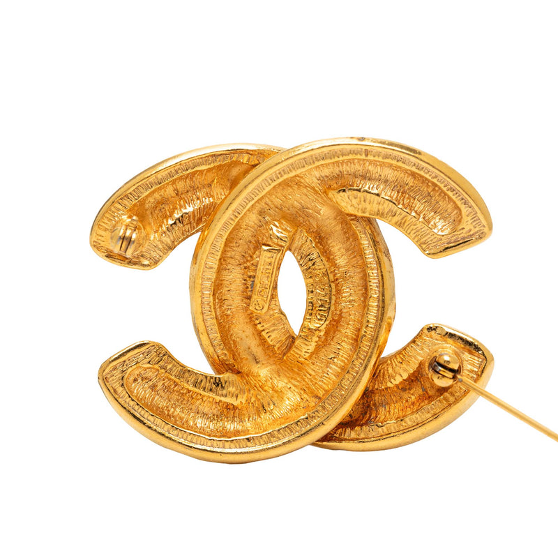 CC Gold Plated Quilted Brooch - Image 3