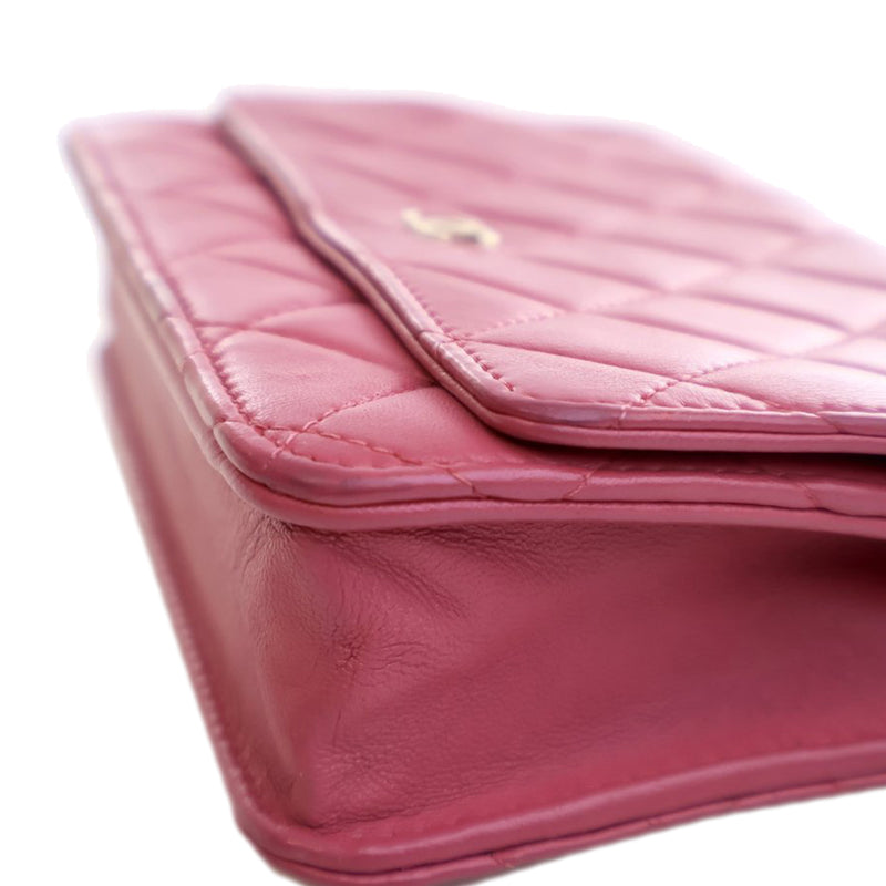CC Quilted Lambskin Wallet on Chain - Image 8
