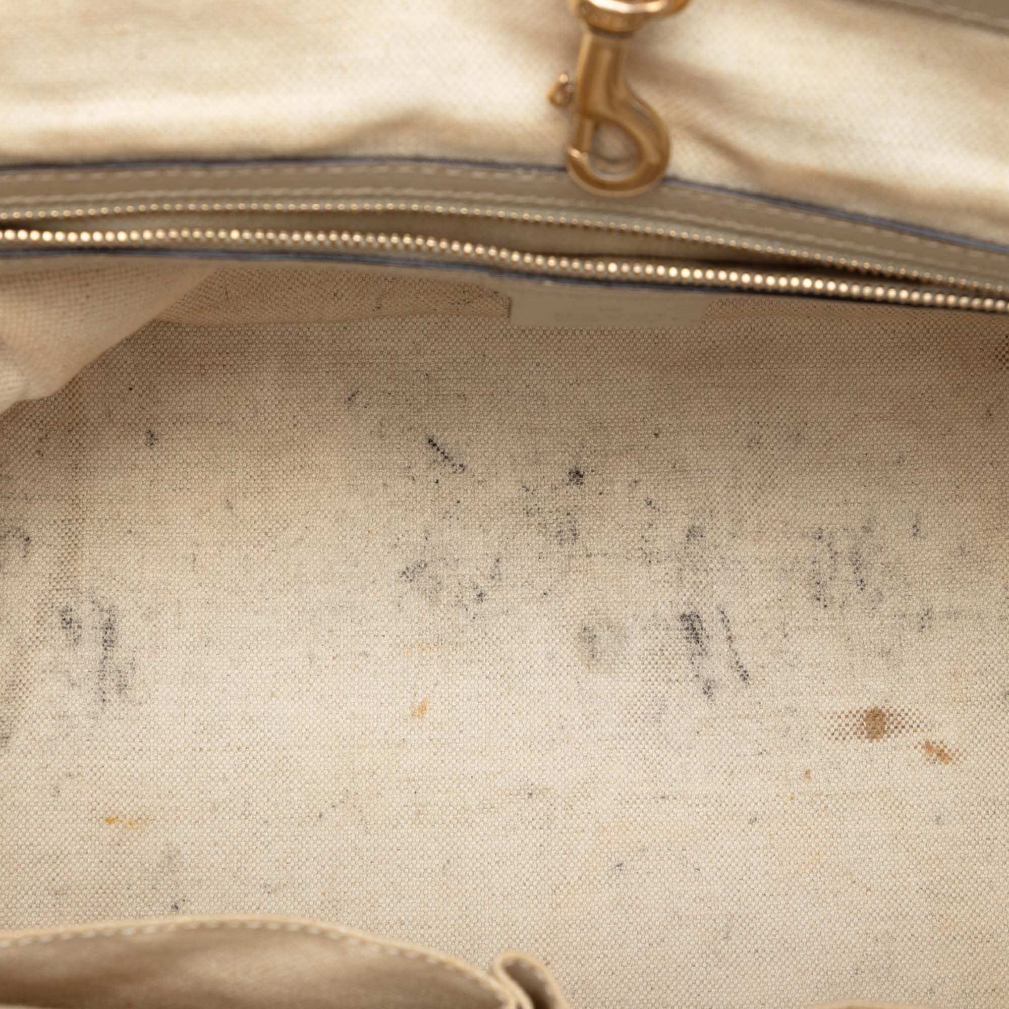 GG Canvas Heart Bit Tote - Image 4