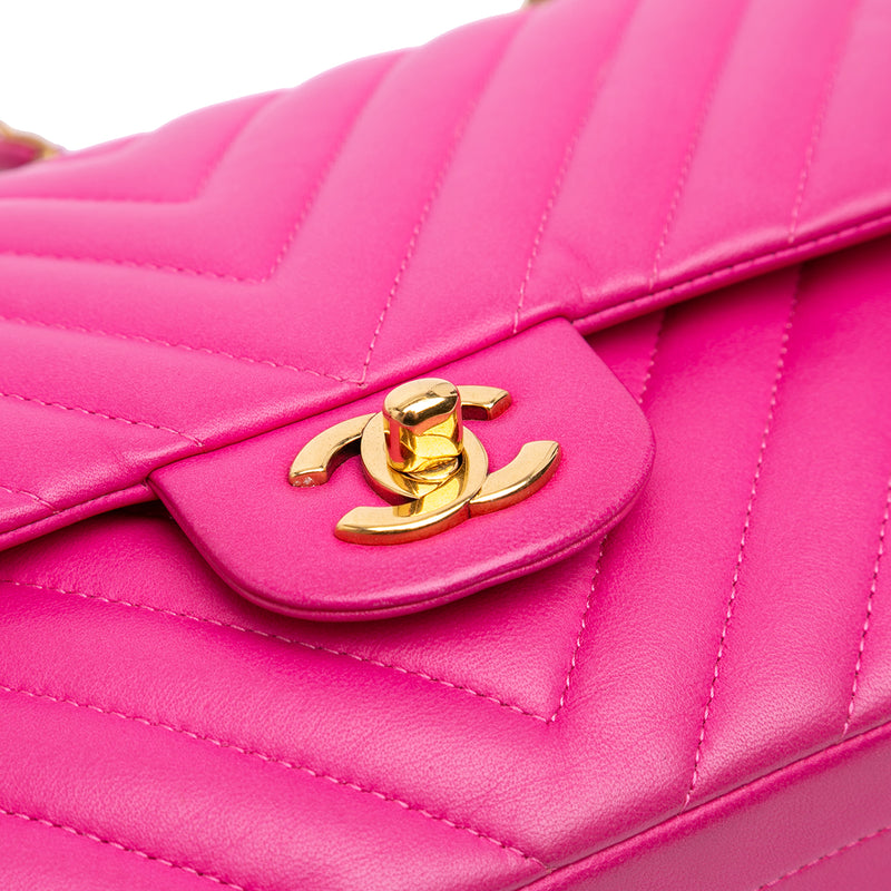 Medium Classic Chevron Lambskin Double Flap - Image 10