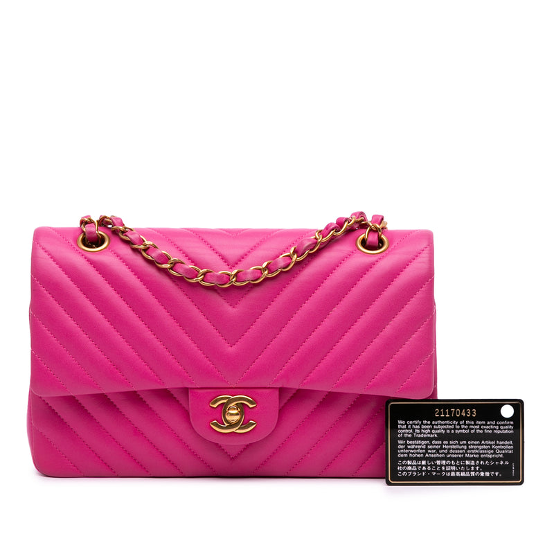 Medium Classic Chevron Lambskin Double Flap - Image 12