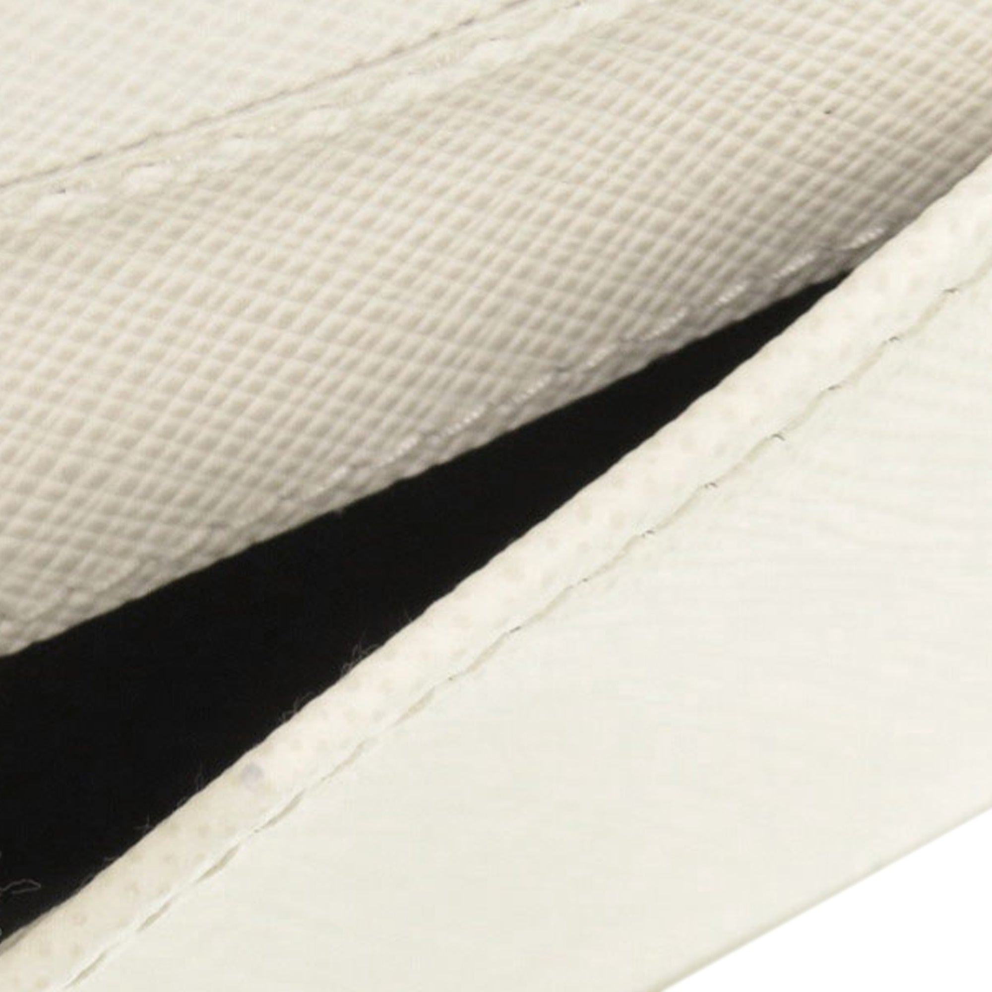 Saffiano Card Holder - Image 3