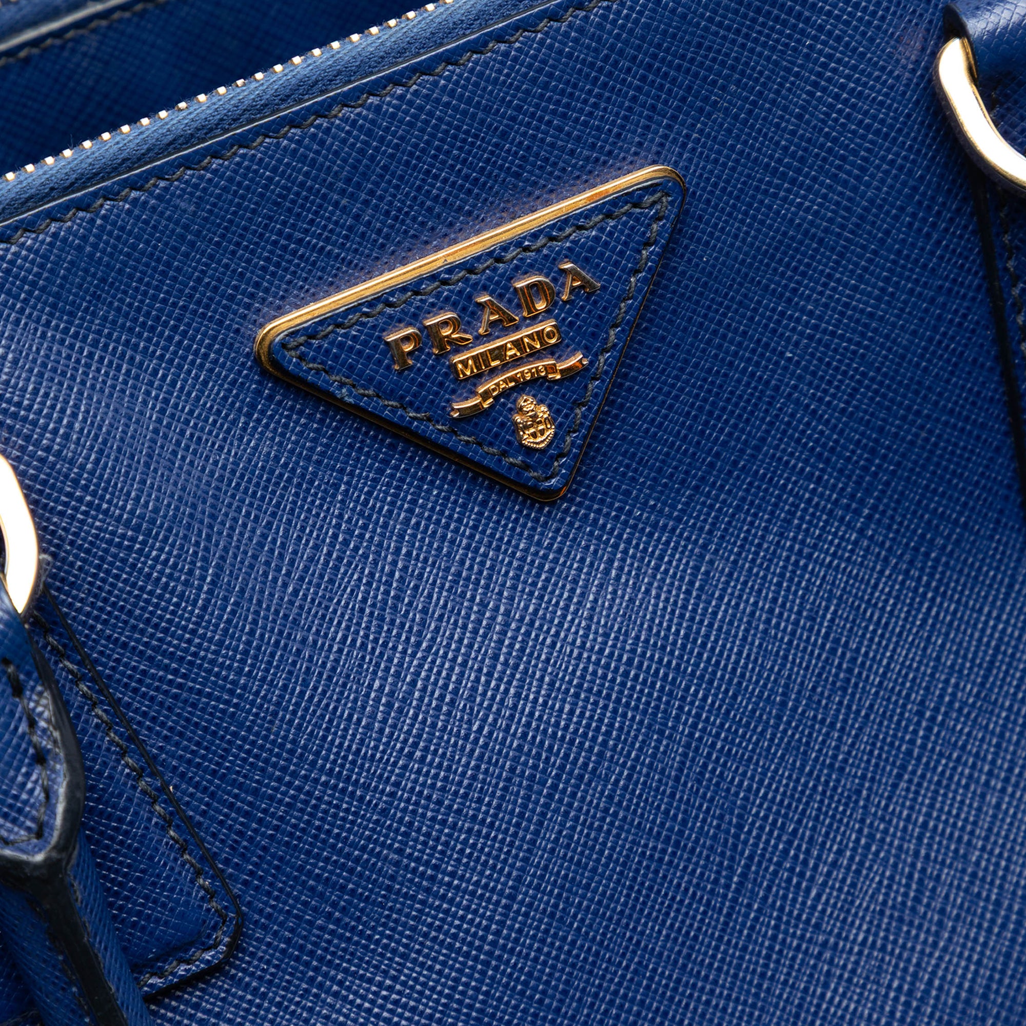 Large Saffiano Lux Galleria Double Zip Tote - Image 5