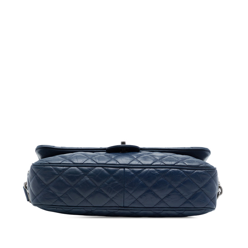 Medium Quilted Crumpled Calfskin Airlines Casual Rock Flap - Image 3