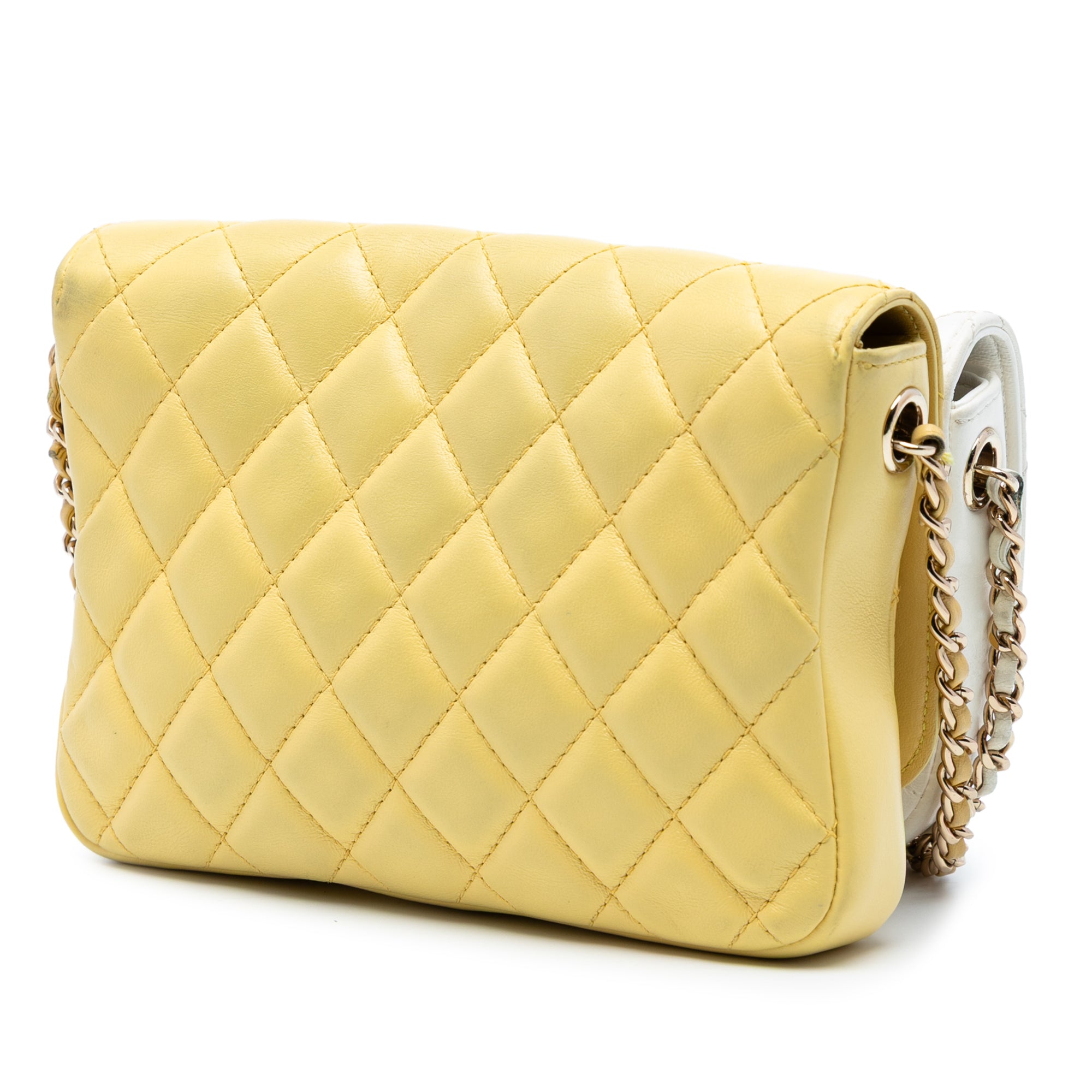 CC Quilted Lambskin Side Packs Flap - Image 2