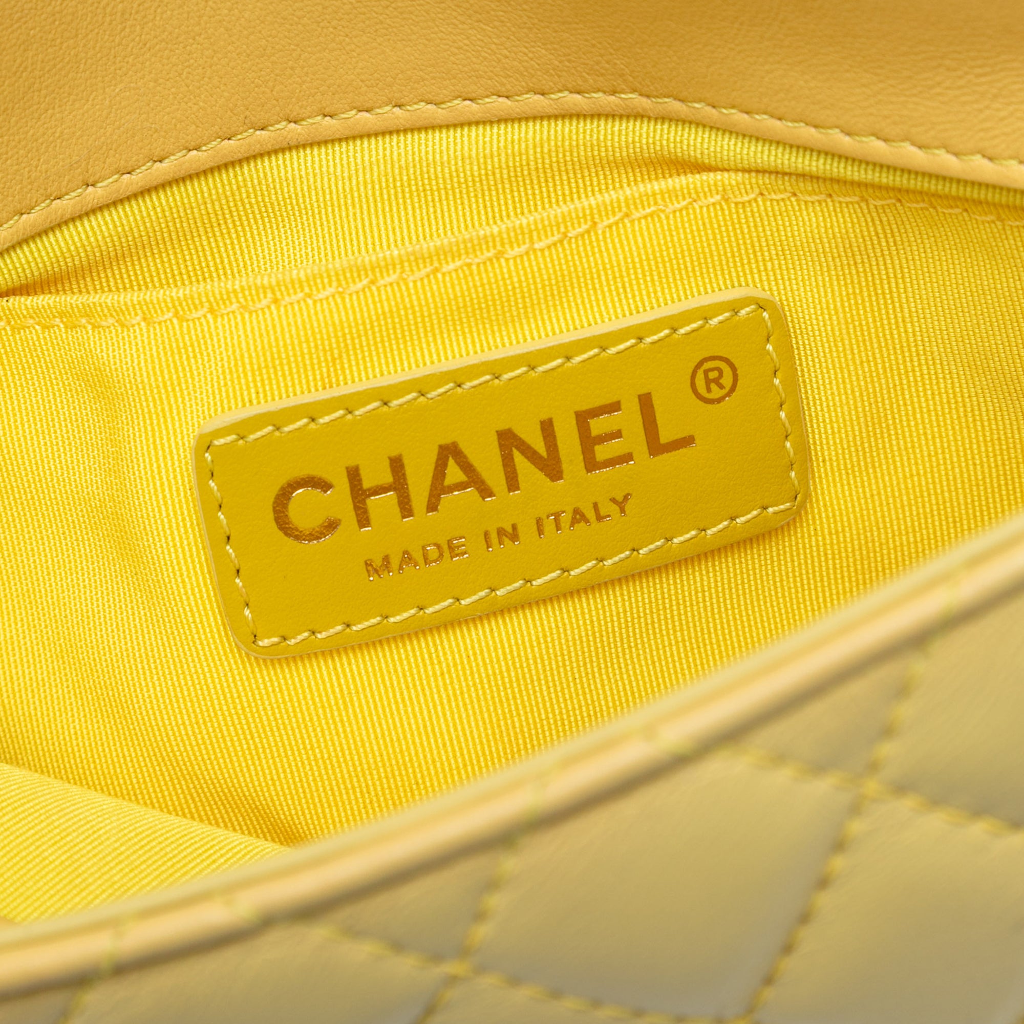 CC Quilted Lambskin Side Packs Flap - Image 5