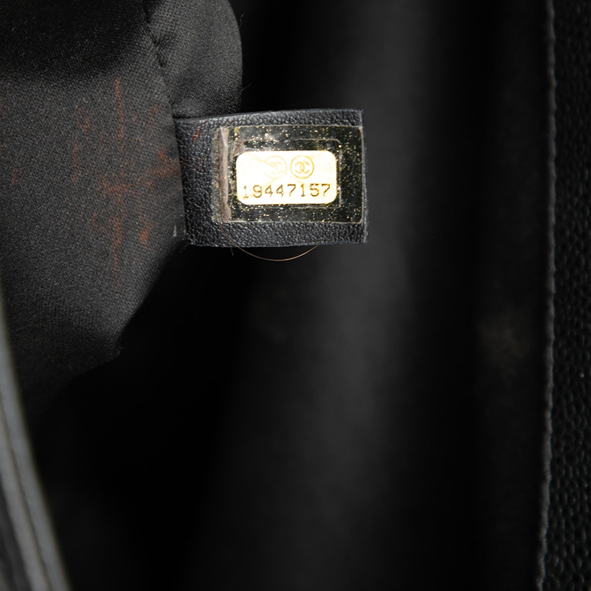 Caviar Grand Shopping Tote - Image 6