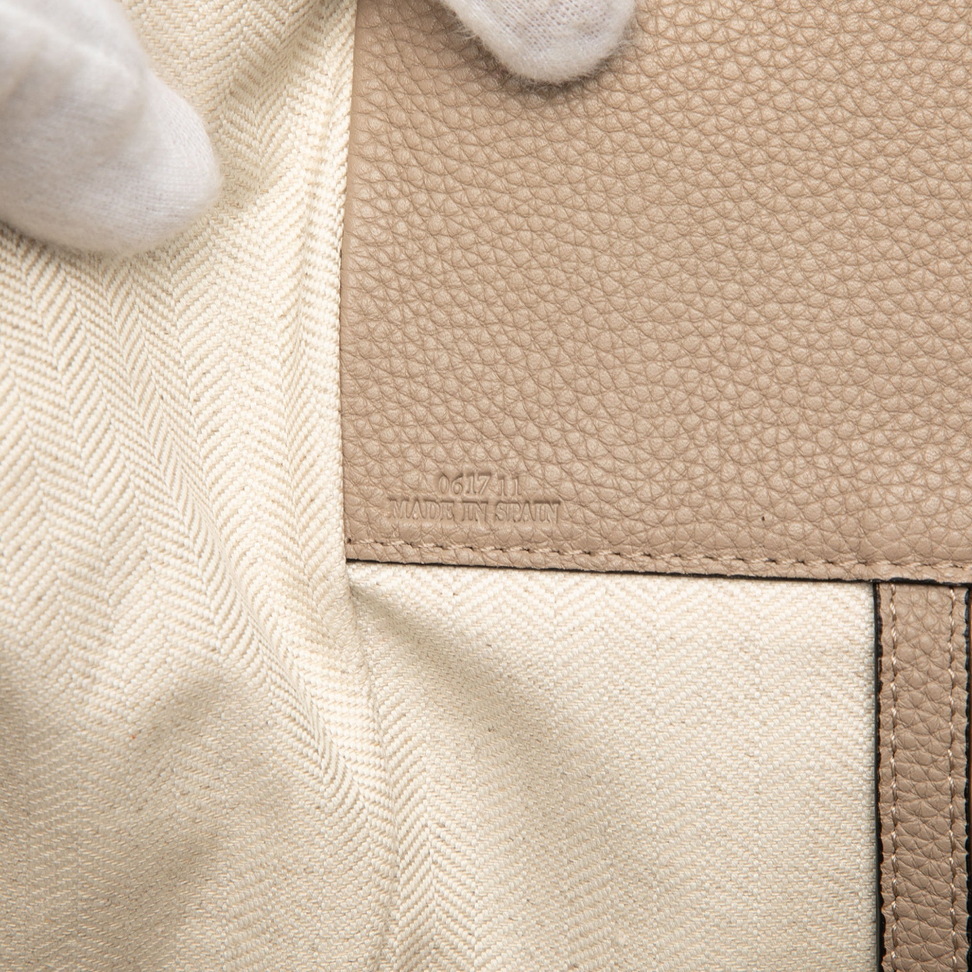 Medium Grained Calfskin Hammock Satchel - Image 6