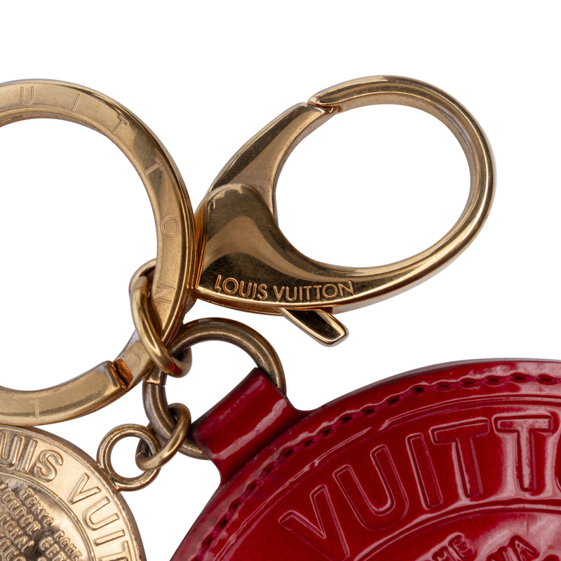Vernis Trunks and Bags Key Chain - Image 6