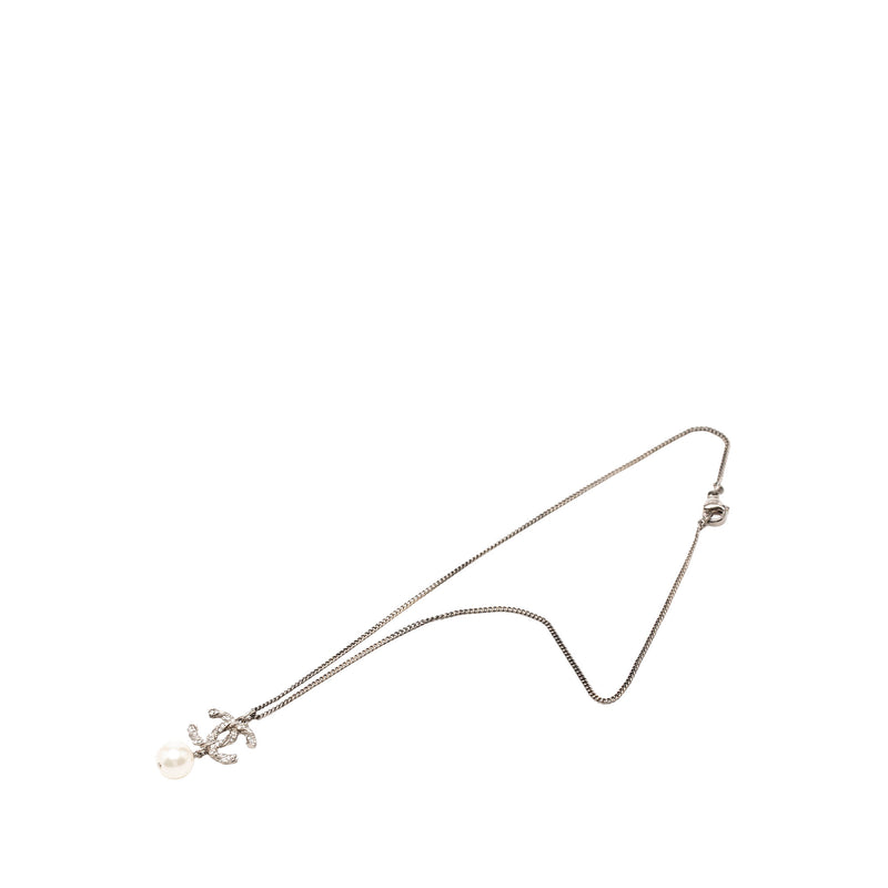 Brass Faux Pearl and Strass Twisted CC Pendant Necklace - Image 5