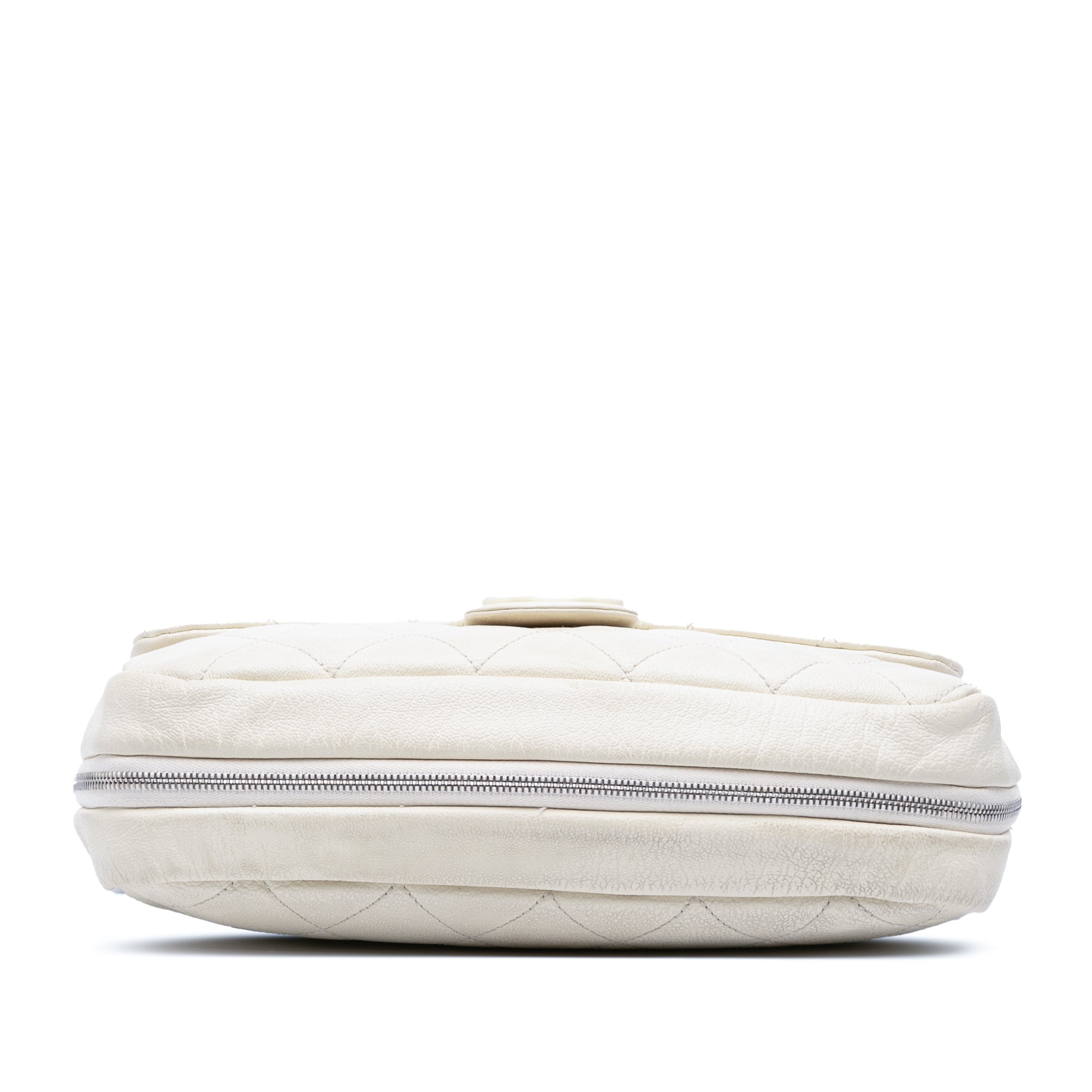 Quilted Calfskin Expandable Zip Yacht Flap - Image 3