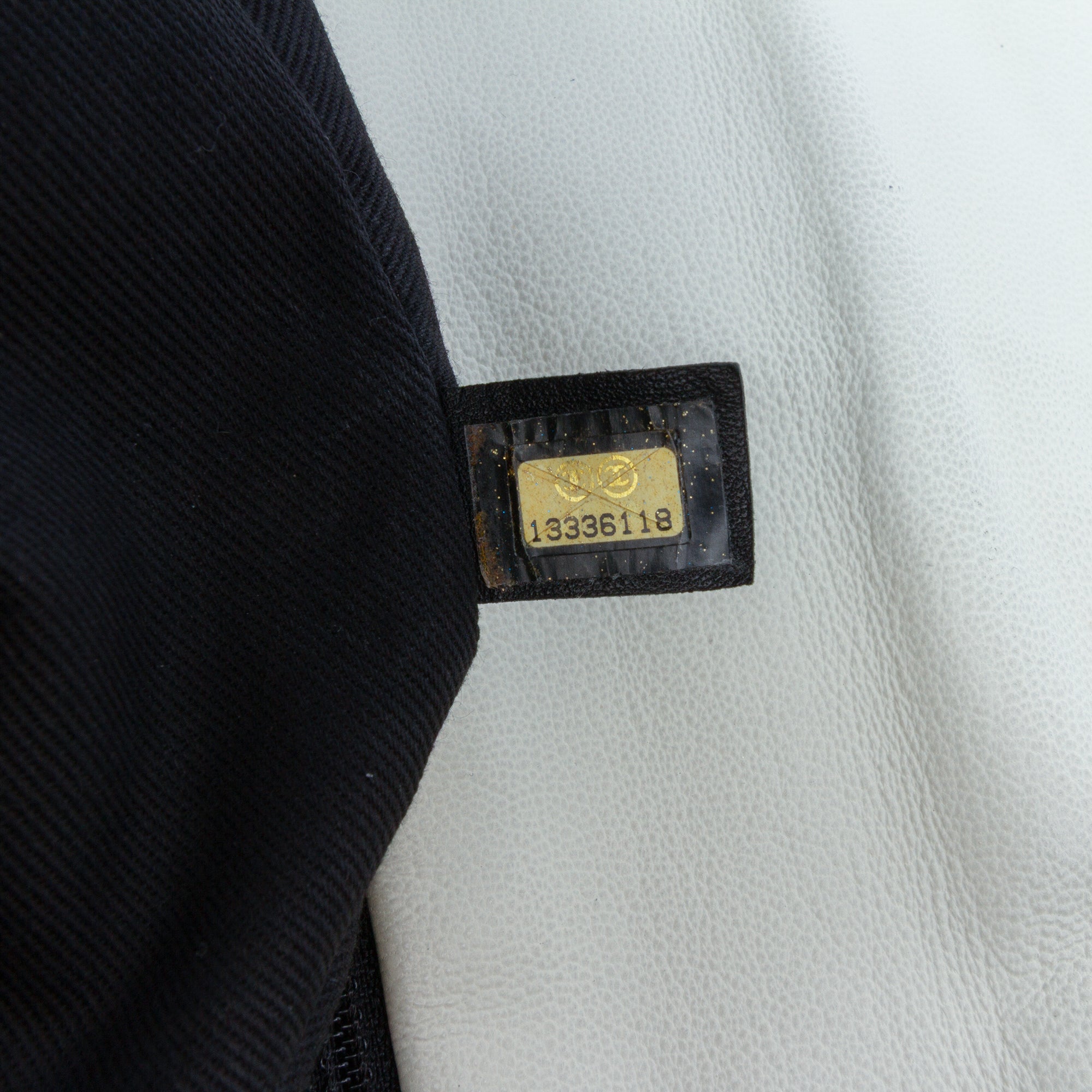 Quilted Calfskin Expandable Zip Yacht Flap - Image 6