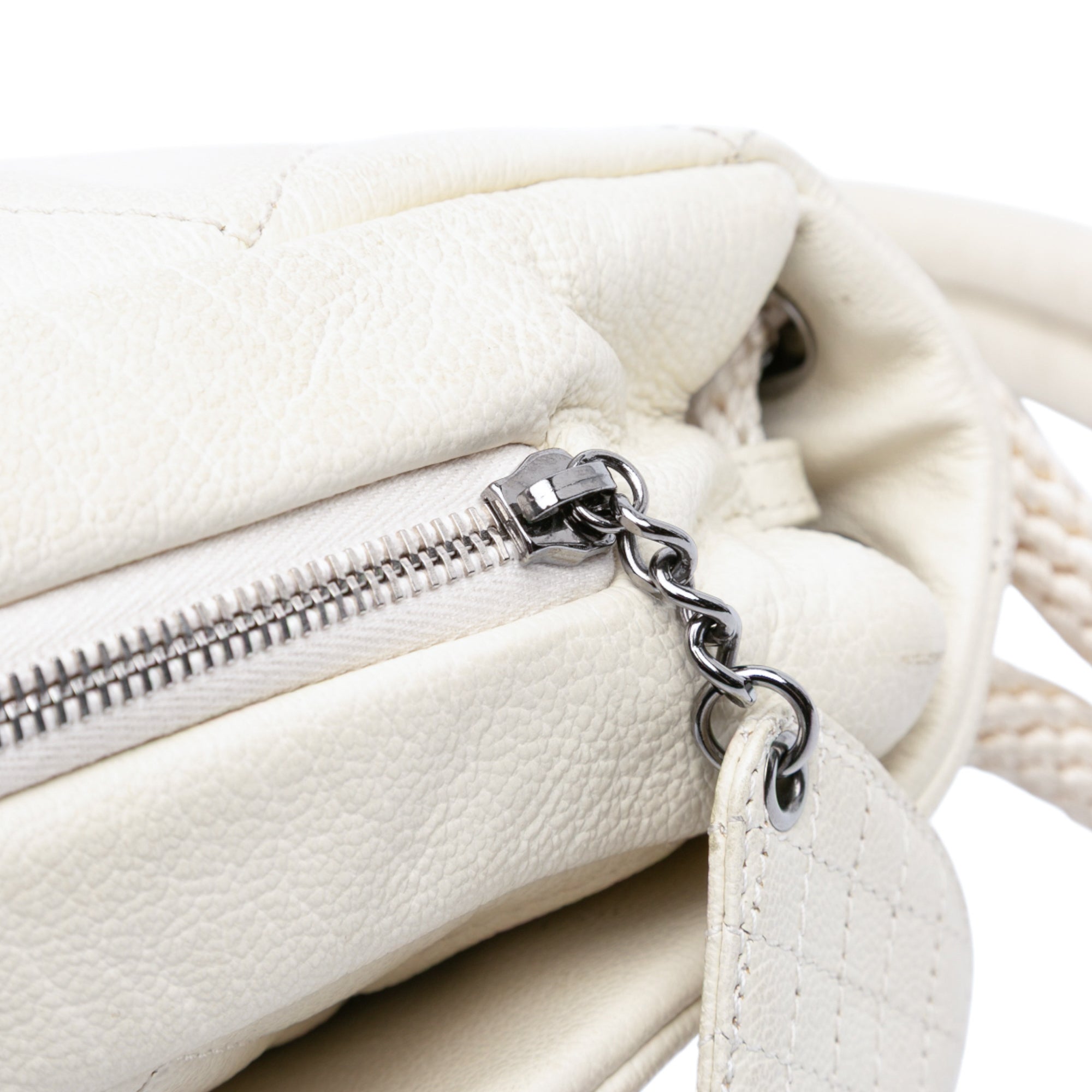 Quilted Calfskin Expandable Zip Yacht Flap - Image 9