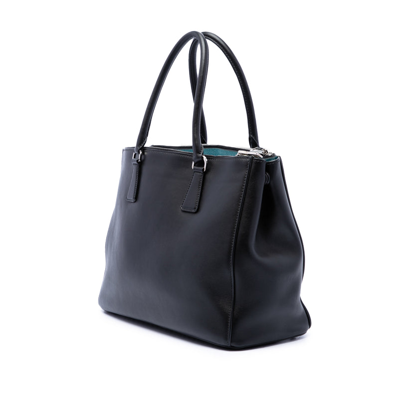 Large City Calf Galleria Double Zip Satchel - Image 2