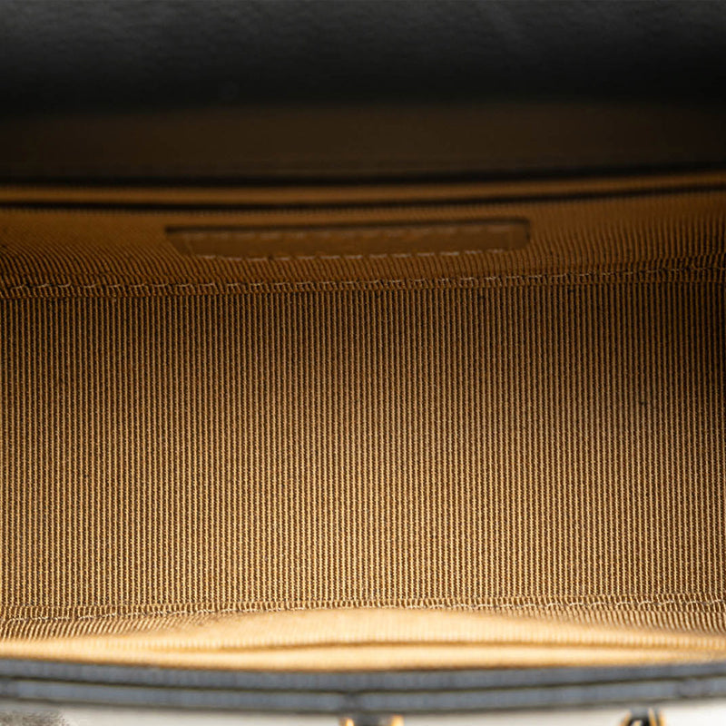 Mini Goatskin Chic Pearls Clutch On Chain - Image 4