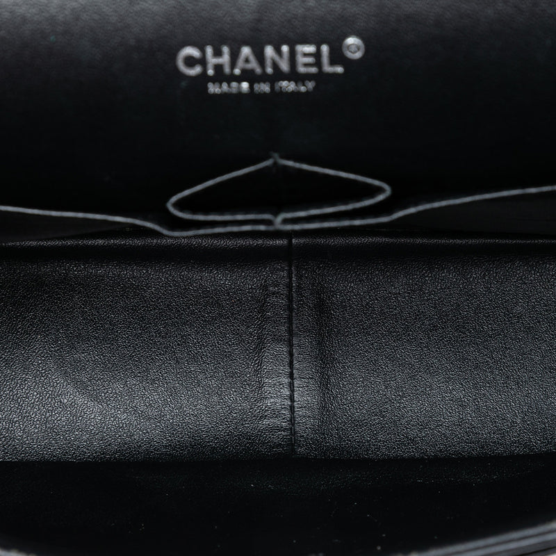 Jumbo Classic Chevron Lambskin So Black Double Flap - Image 4