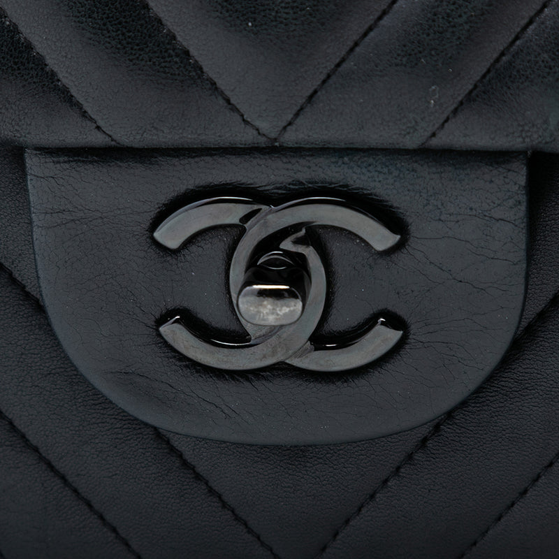 Jumbo Classic Chevron Lambskin So Black Double Flap - Image 5