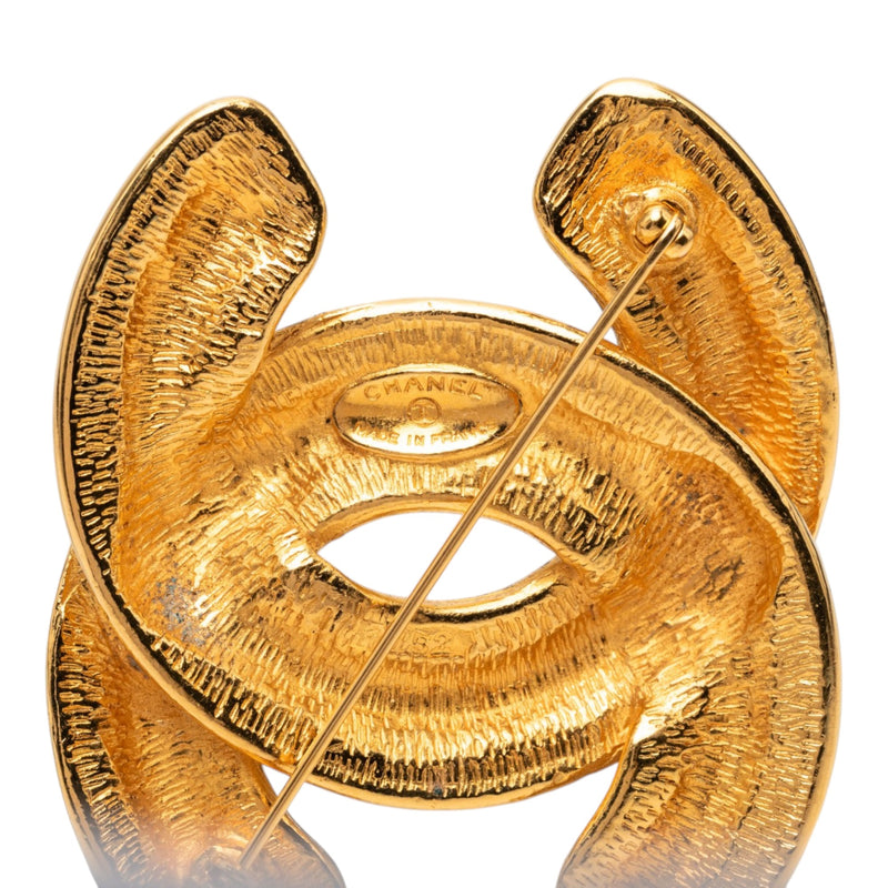 CC Gold Plated Quilted Brooch - Image 3