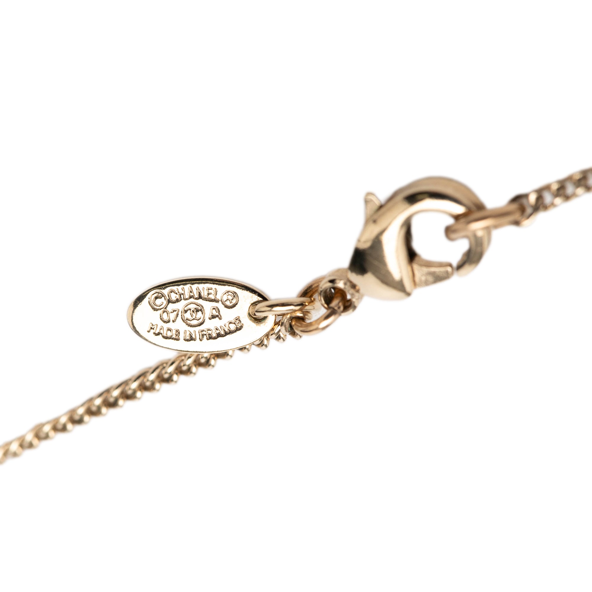 CC Gold Plated and Enamel Strass Faux Pearl Clover Pendant Necklace - Image 4