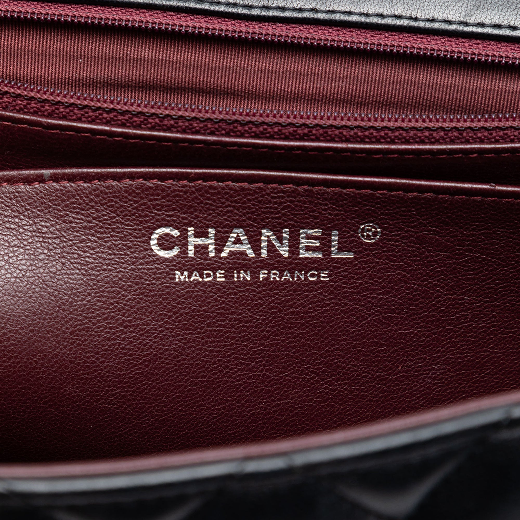 Jumbo Classic Lambskin Single Flap - Image 5