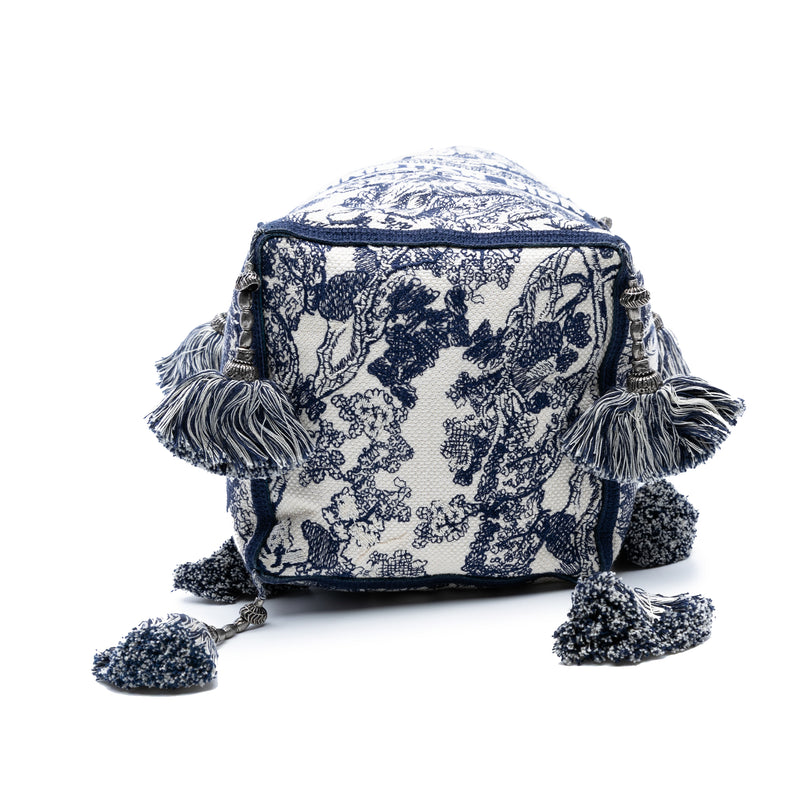 Canvas Embroidered Toile De Jouy D Bubble Bucket Bag - Image 3