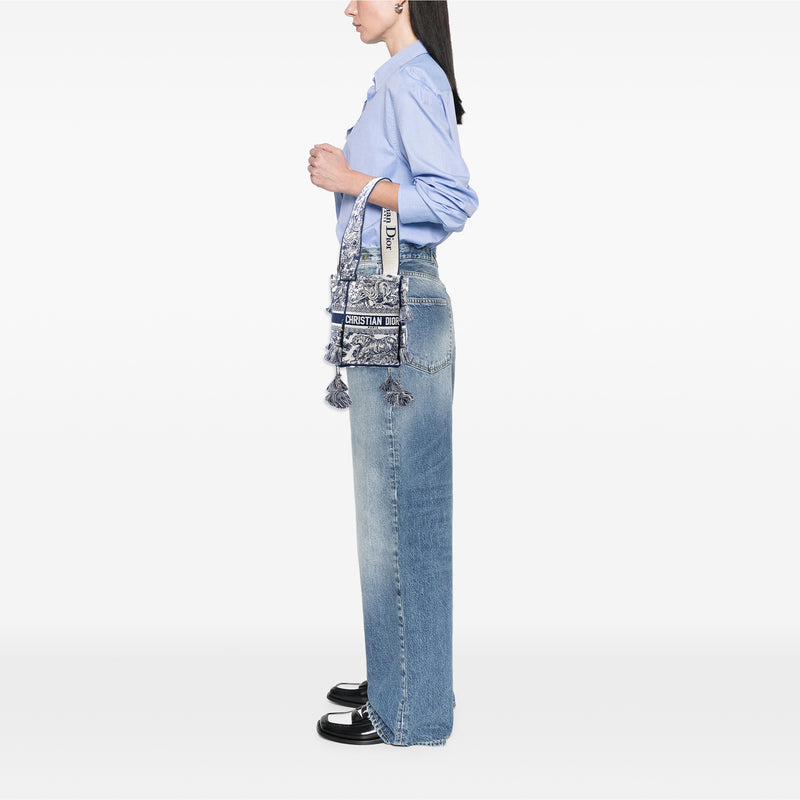 Canvas Embroidered Toile De Jouy D Bubble Bucket Bag - Image 7