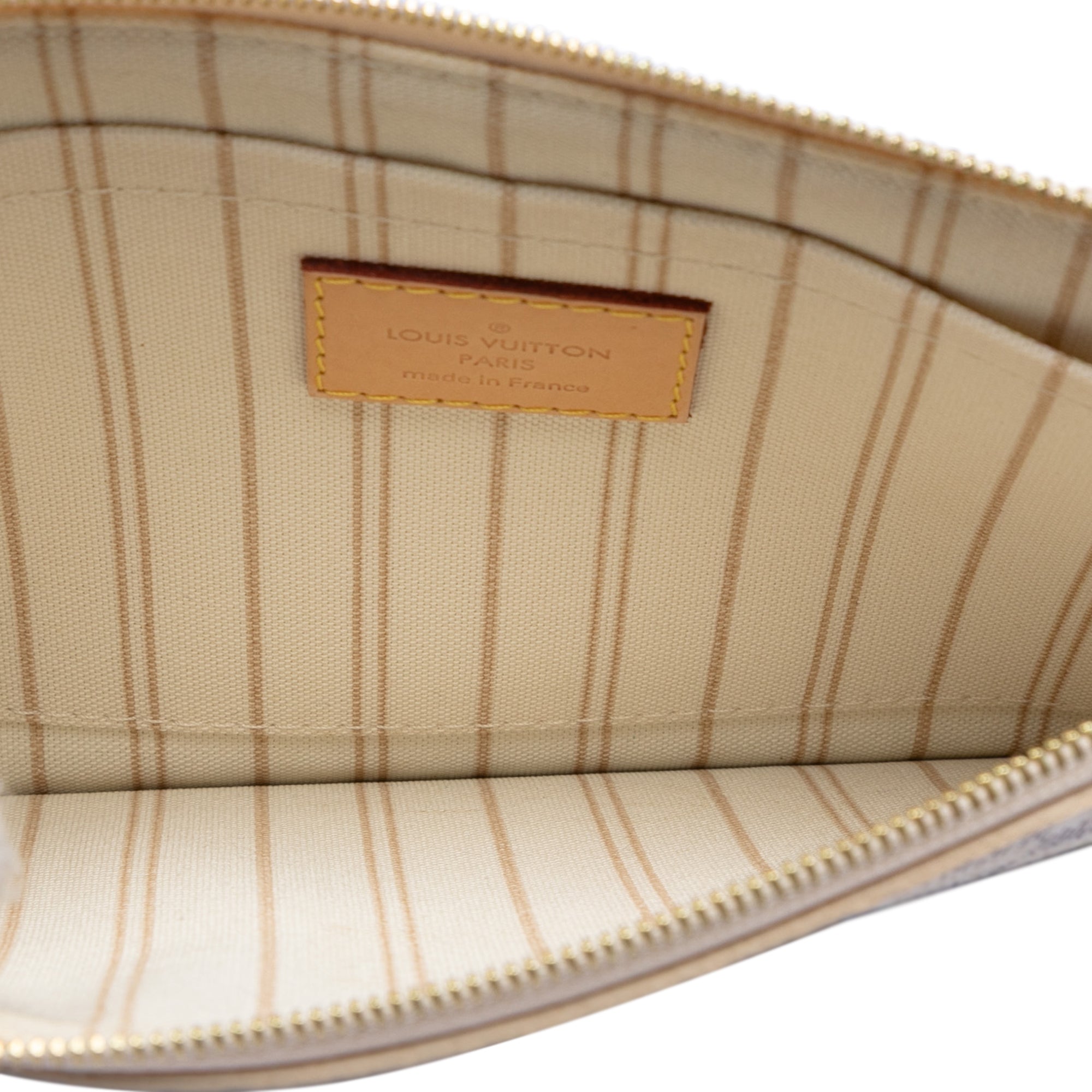 Damier Azur Neverfull MM Pouch - Image 4