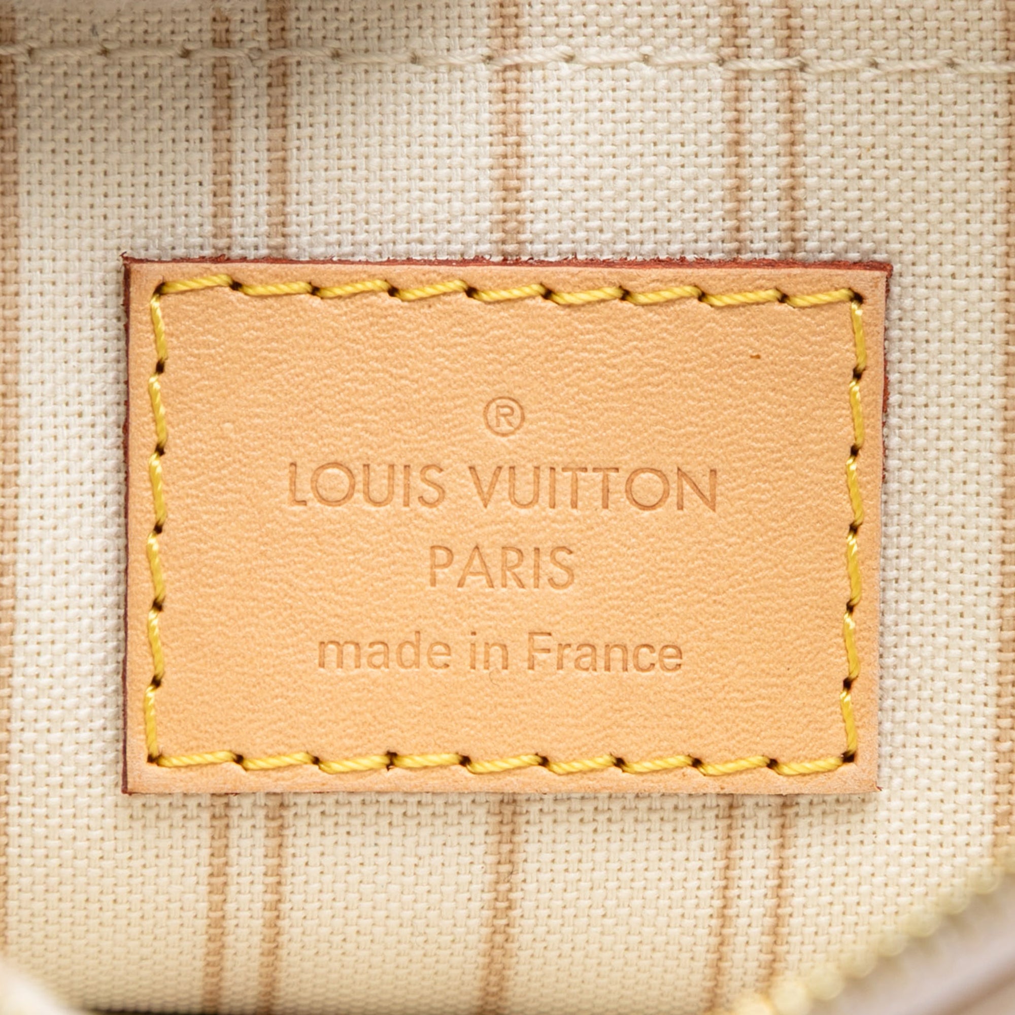 Damier Azur Neverfull MM Pouch - Image 5