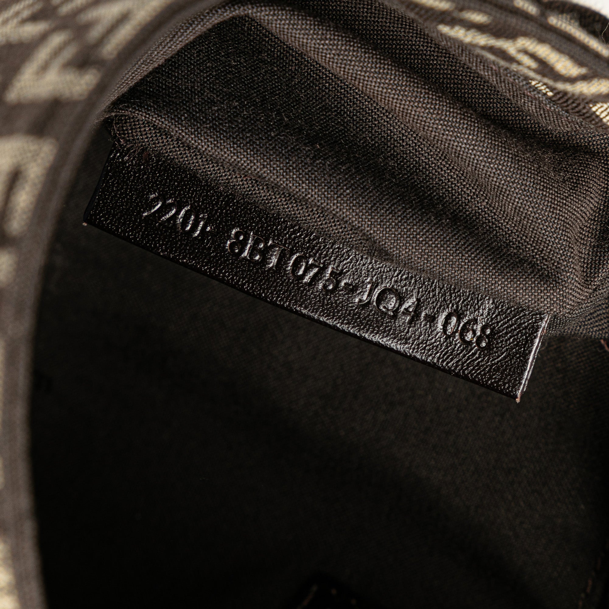 Zucchino Canvas Crossbody - Image 6