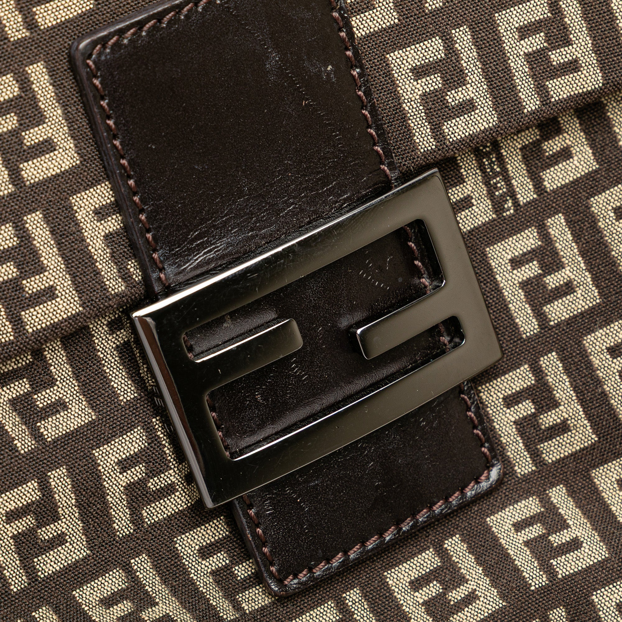 Zucchino Canvas Crossbody - Image 8
