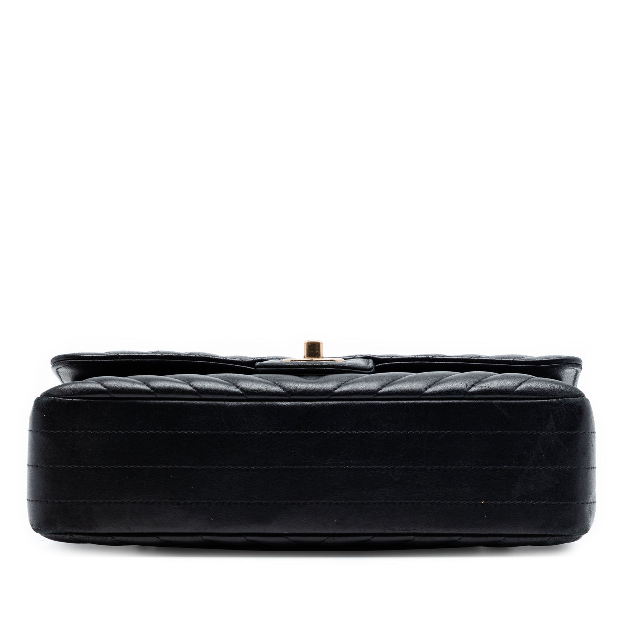 Medium Classic Chevron Lambskin Double Flap - Image 3