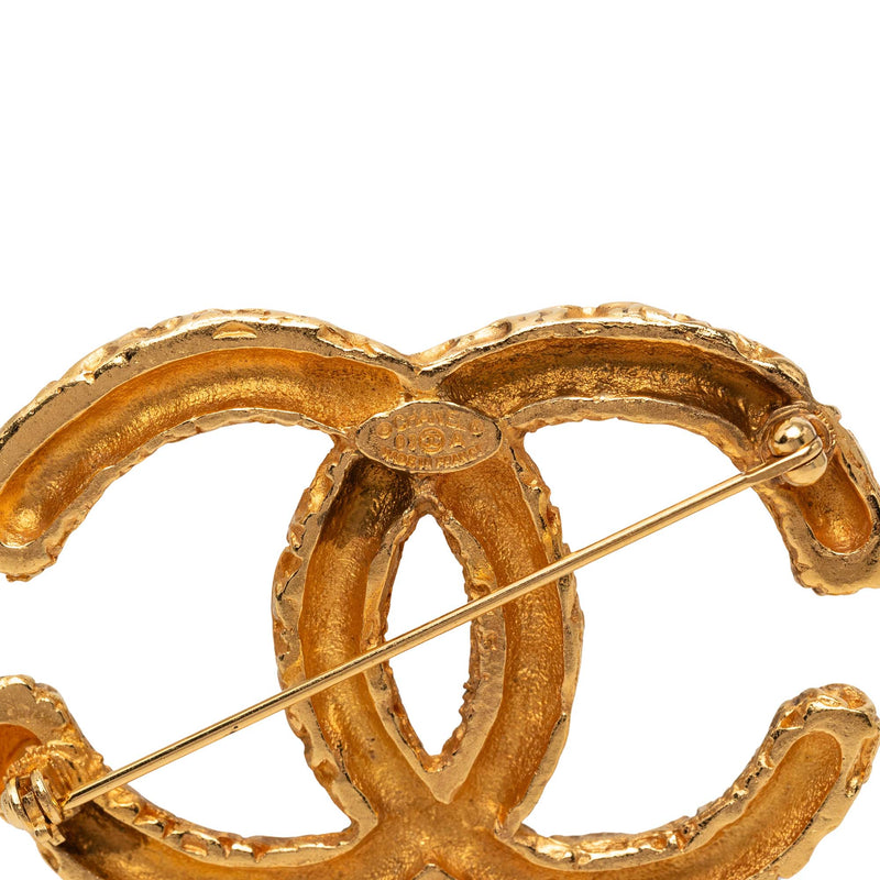 CC Gold Plated Baroque Embossed Brooch - Image 3