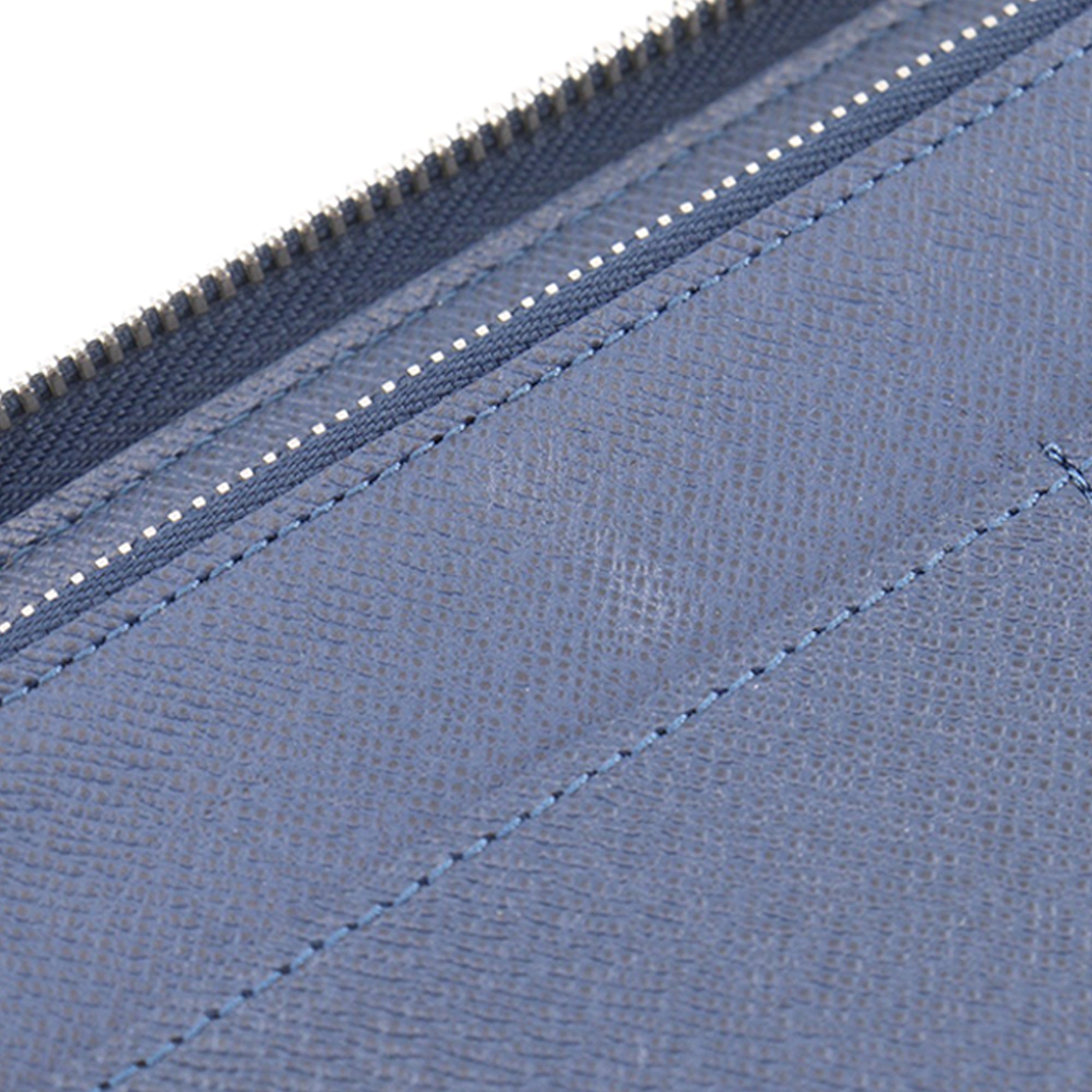 Taiga Zippy Vertical Long Wallet - Image 12