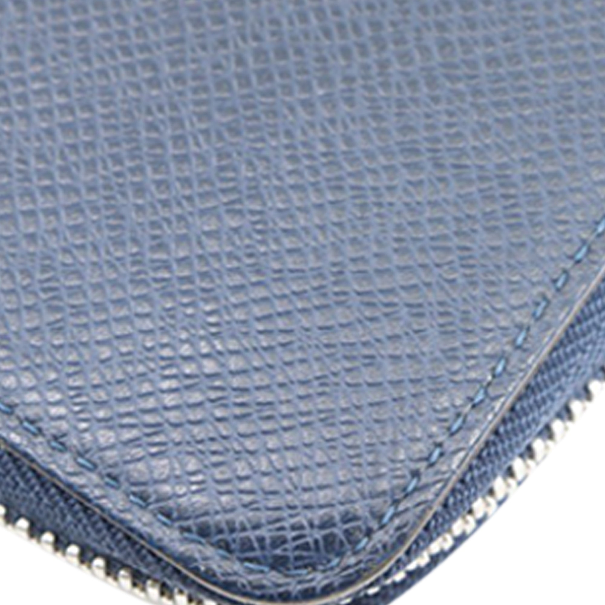 Taiga Zippy Vertical Long Wallet - Image 13