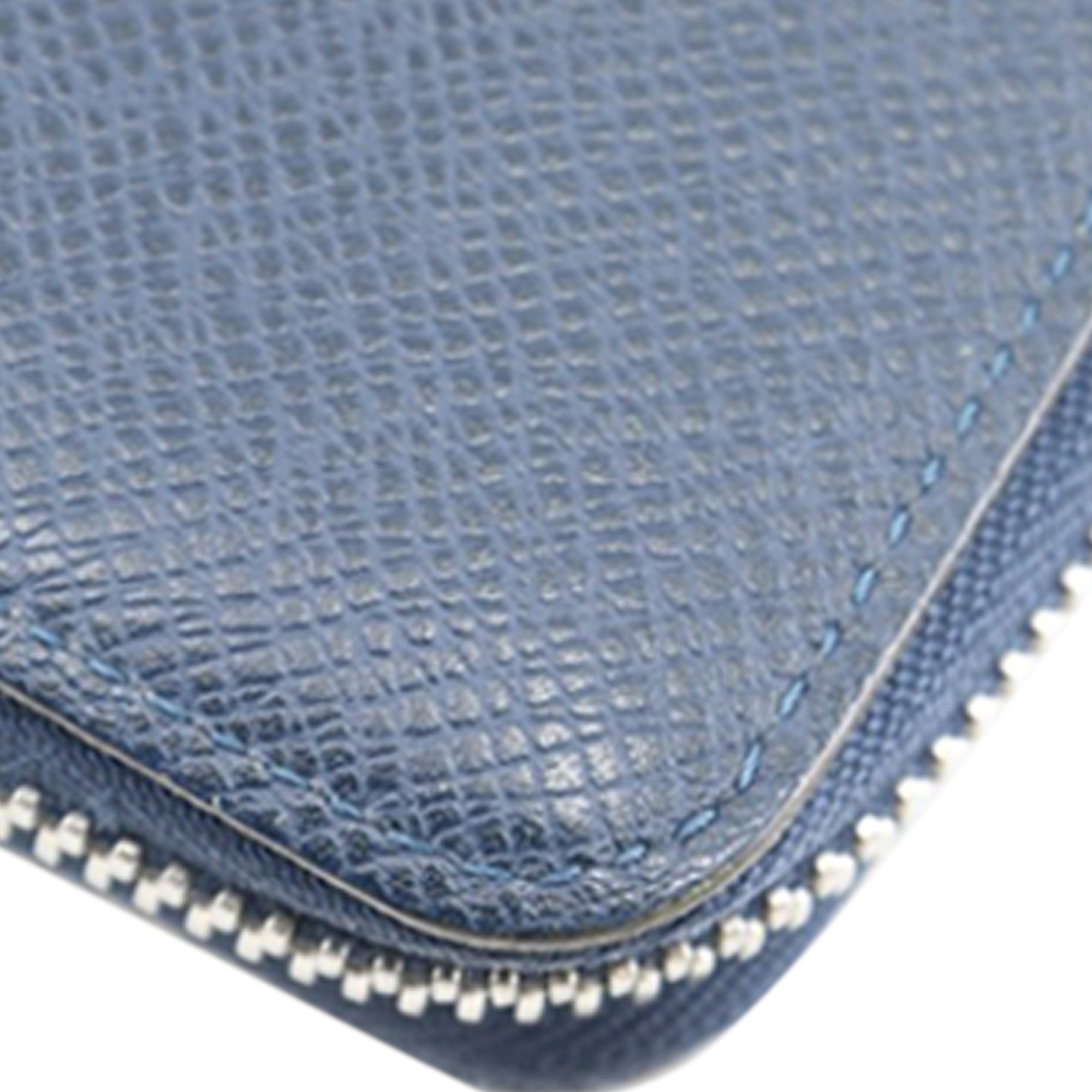 Taiga Zippy Vertical Long Wallet - Image 15